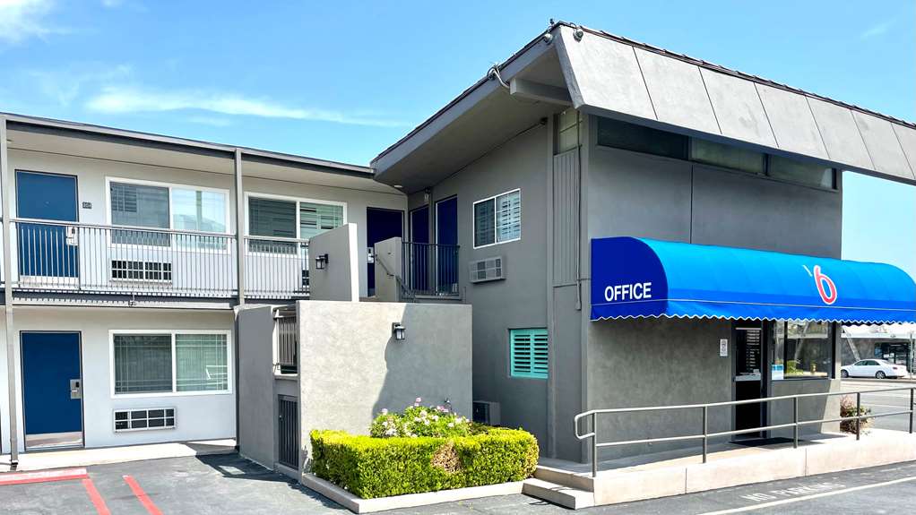 Motel 6 Pico Rivera CA Los Angeles — hotel in Pico Rivera