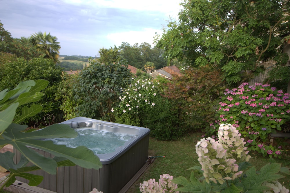 Le Reve De Baba - last minute hotel in Unknown City