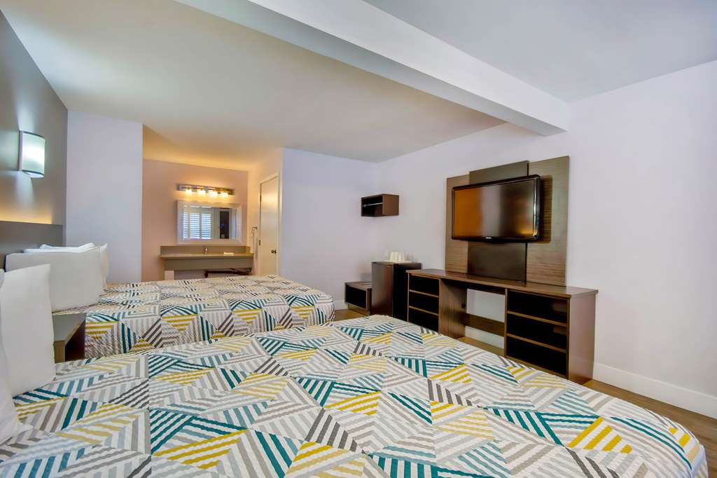 Motel 6 Inglewood CA - photo 6