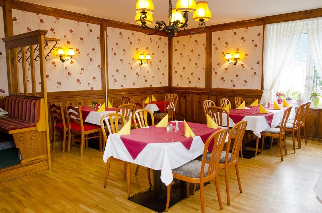 Landgasthof Hausmann — hotel in Puchberg Am Schneeberg
