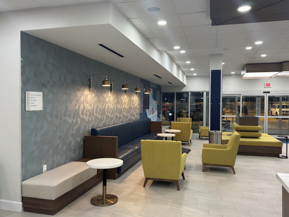 Holiday Inn Express Corpus Christi Beachfront by IHG - photo 67