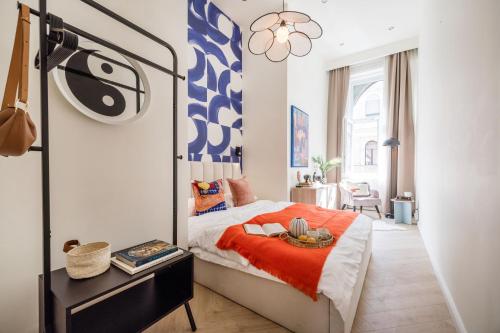 Bold 5BR Art Escape Opera & Andrassy Avenue — 4-Star Luxury Hotel in Budapest, Hungary