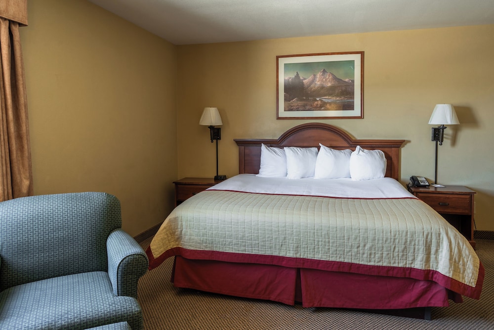Baymont by Wyndham Pinedale - photo 47