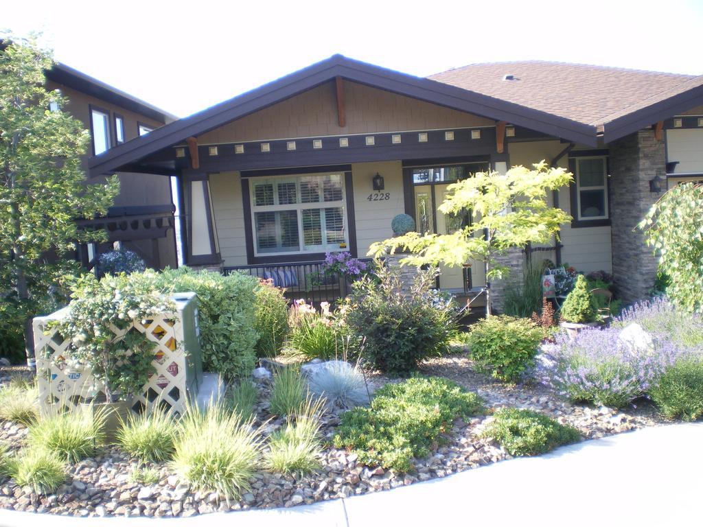 Turtle Mountain Inn - carbon neutral hotel in Vernon