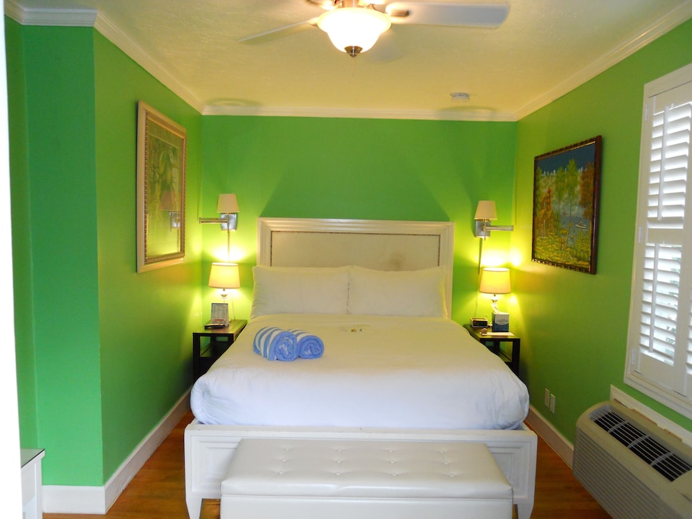 Duval Inn - photo 11