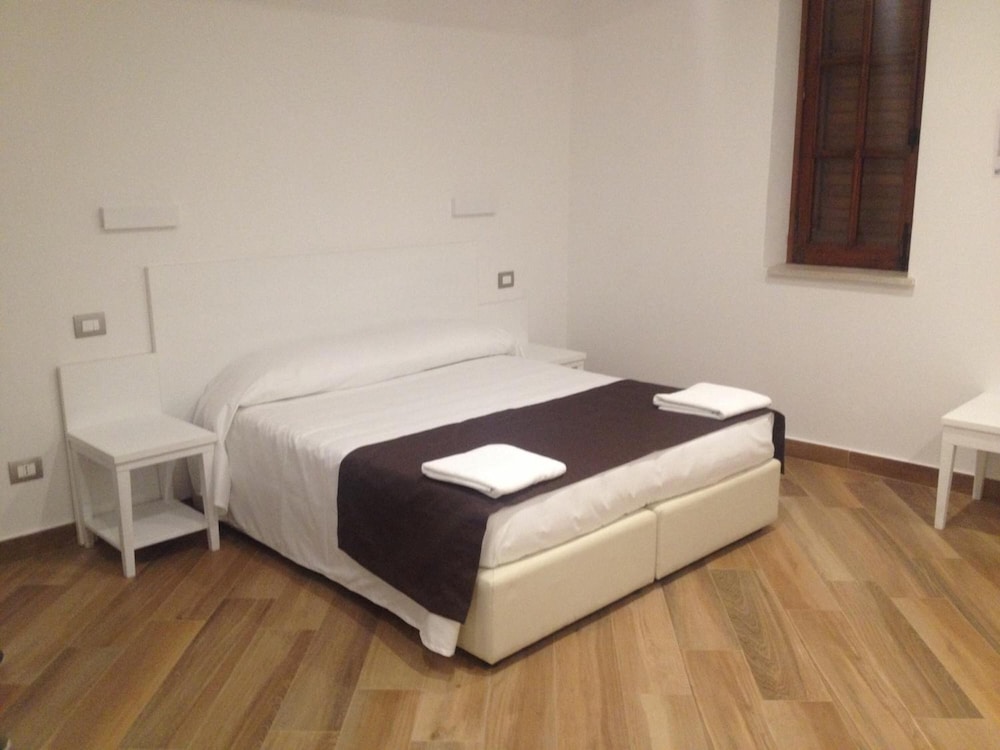 Hotel Il Pirata — Cinisi