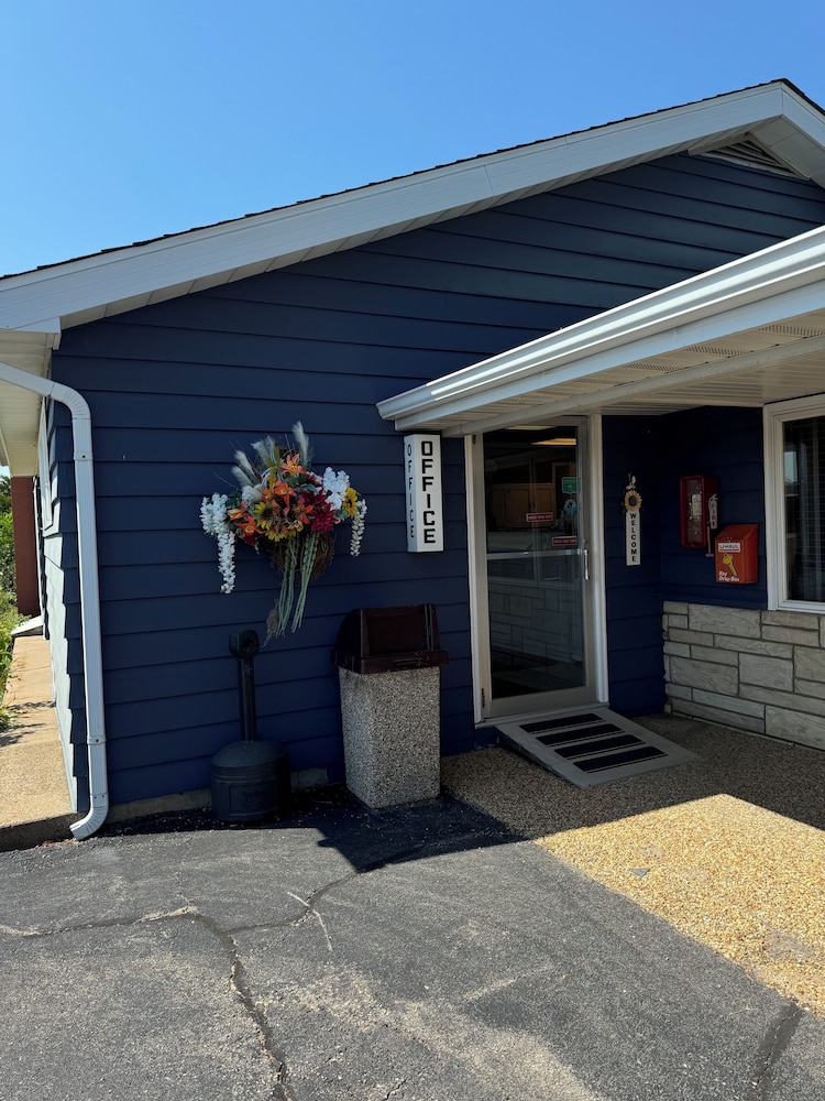 Grant Hills Motel - photo 17