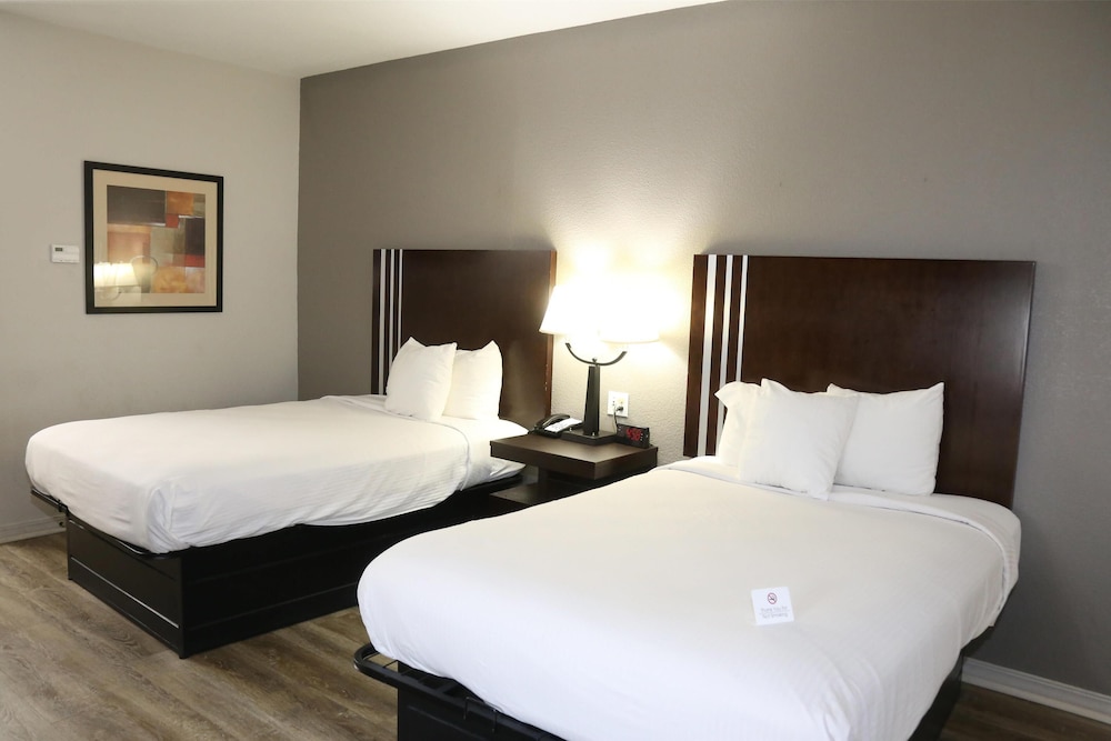 Americas Best Value Inn Monroe - photo 6