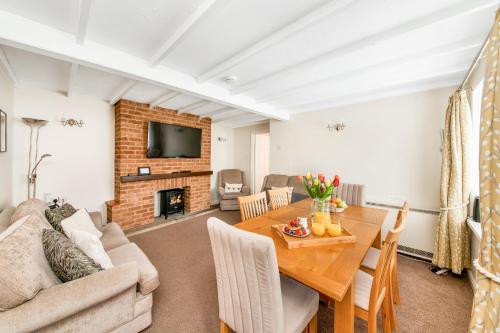 Finest Retreats Ryedale Hall Cottage — 4-Star Luxury Hotel in Thirsk, United Kingdom