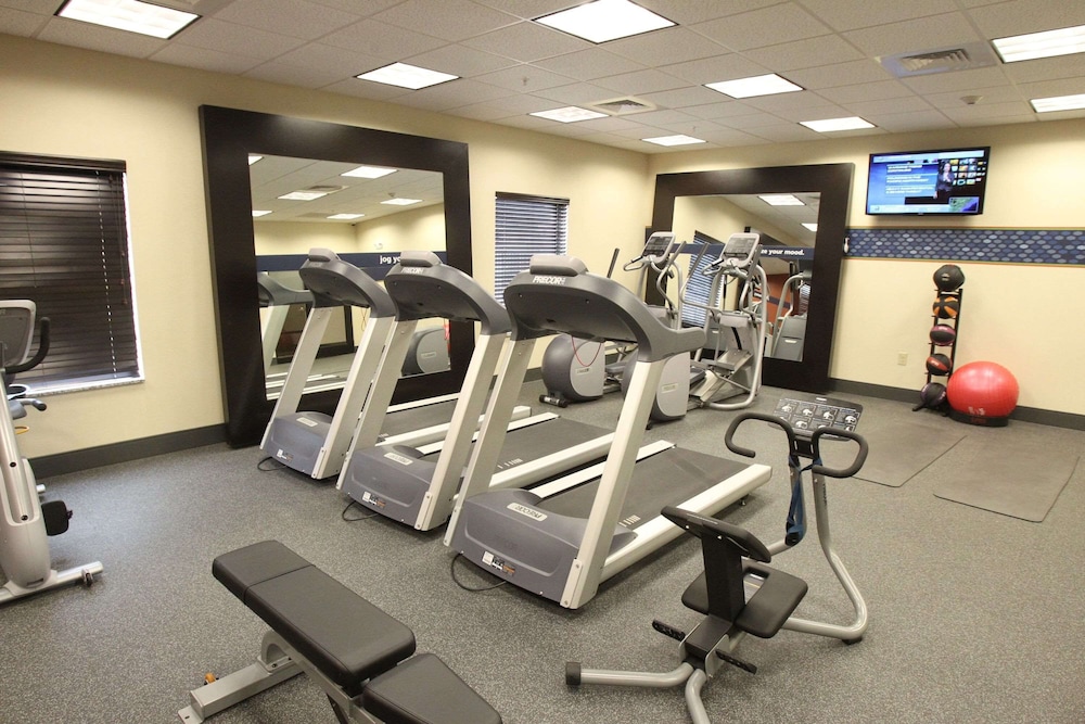 Hampton Inn & Suites Seneca Clemson Area - photo 50