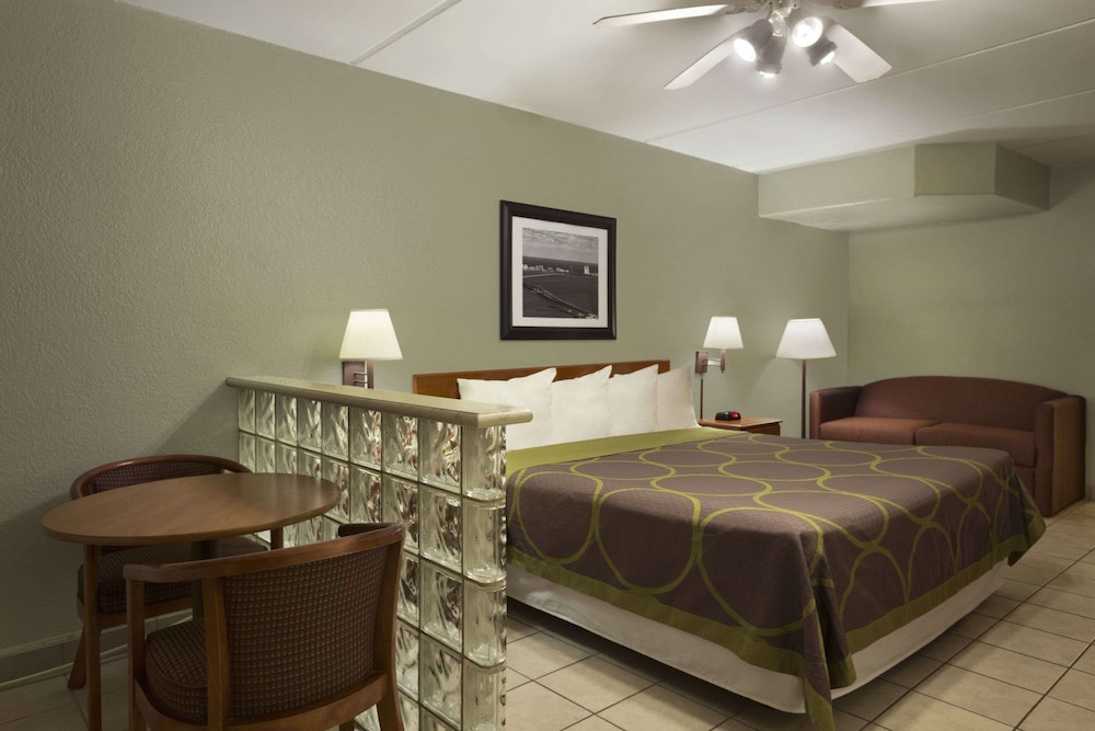 Super 8 by Wyndham South Padre Island - photo 14