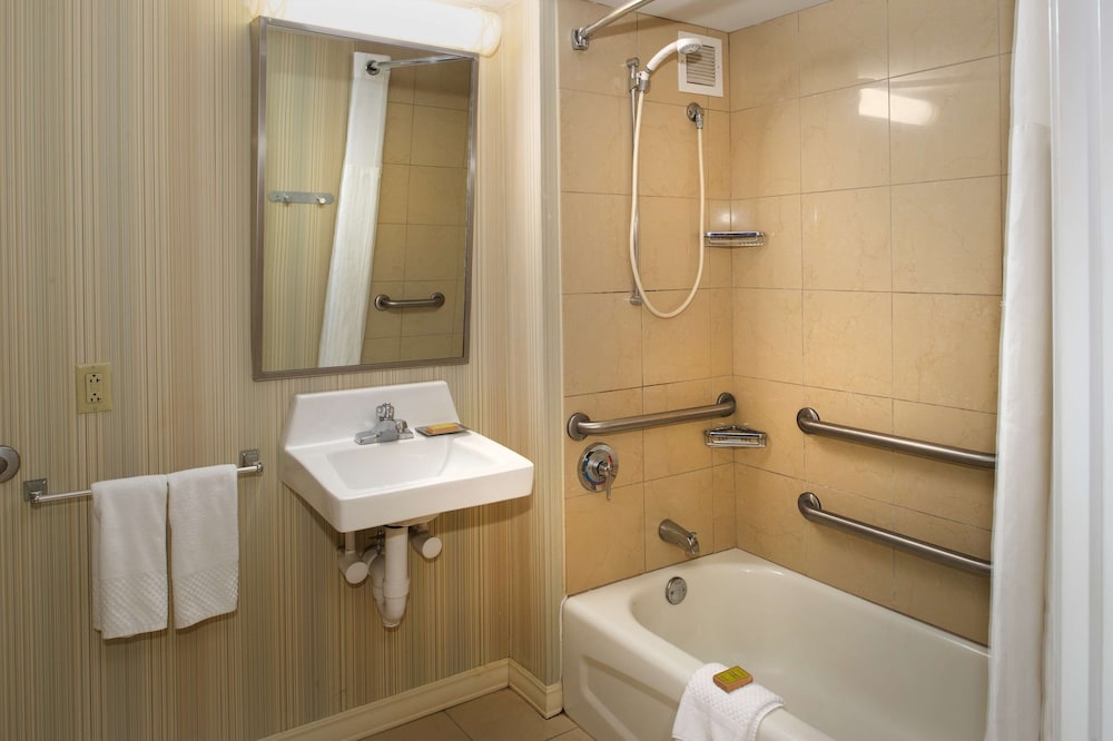 Hilton St. Louis Airport - photo 51