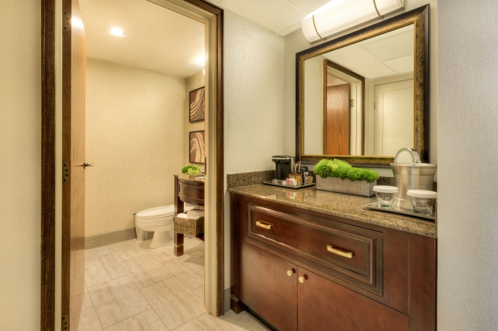 Hilton Bellevue - photo 30