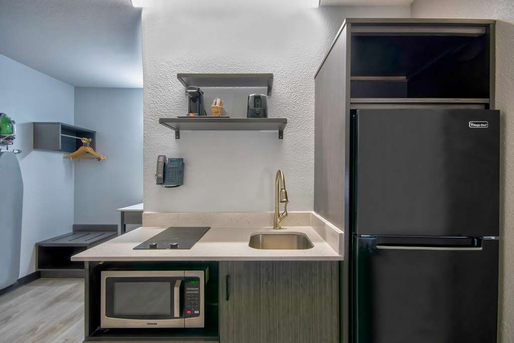 Studio 6 Rosenberg TX - photo 22