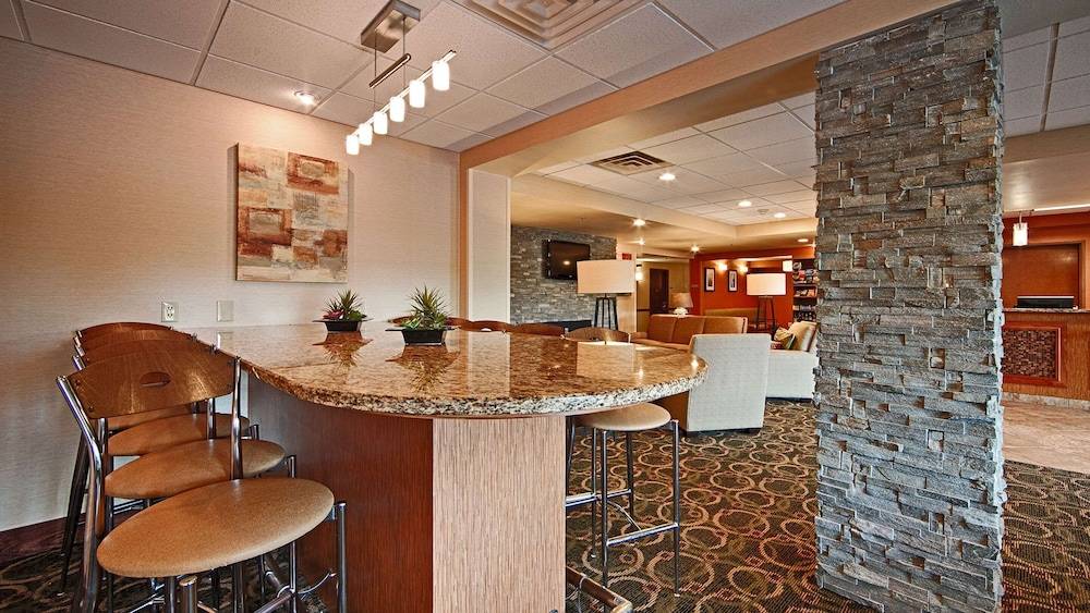 Comfort Inn and Suites Copley Akron - photo 4