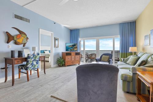 San Remo 406 Beachfront Suite — 4-Star Luxury Hotel in Saint Pete Beach, United States