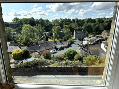 A Cosy Flat With A Dales View