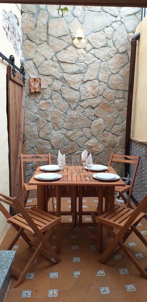 Casa Cuartel — 4-Star Luxury Hotel in El Gastor, Spain