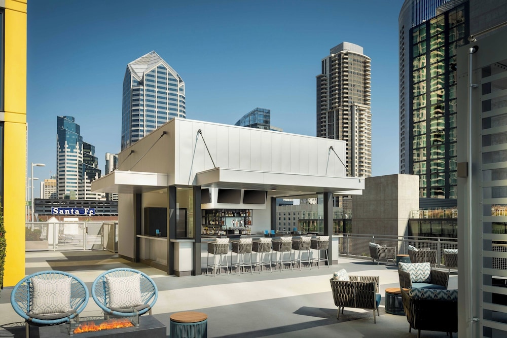 Springhill Suites San Diego Downtown Bayfront - photo 23