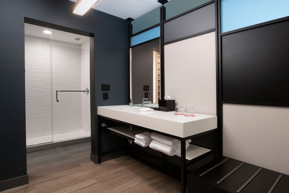 Aloft McAllen - photo 19