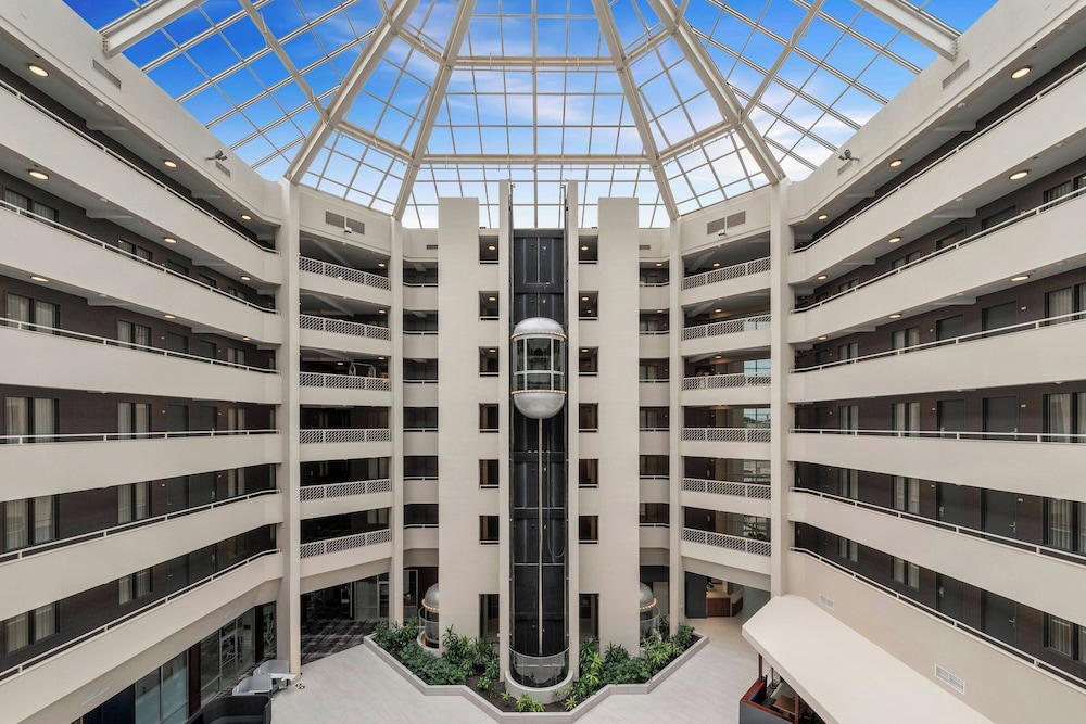 The Lamar — 4-Star Luxury Hotel in Arlington, United States