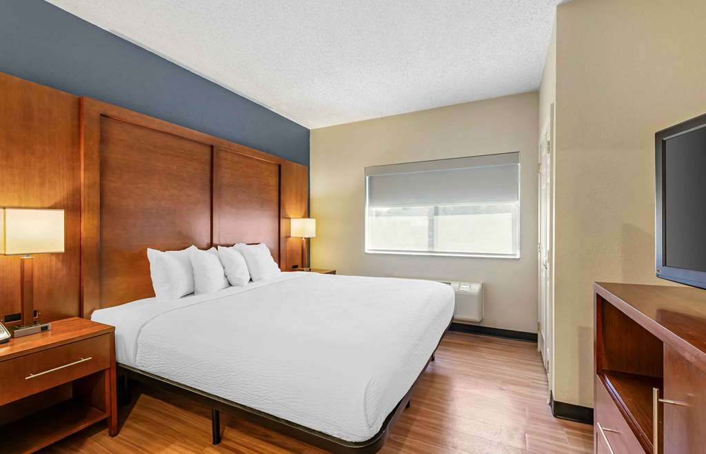Extended Stay America Suites Buffalo Airport - photo 19