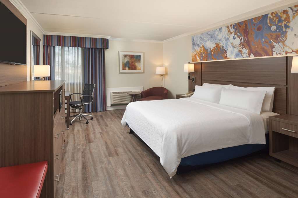 Holiday Inn Executive Center Columbia Mall an IHG Hotel - photo 3