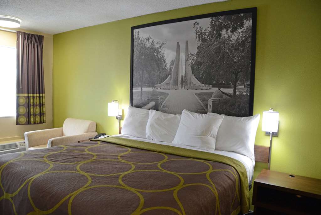 Super 8 by Wyndham Lafayette Purdue Area - photo 29