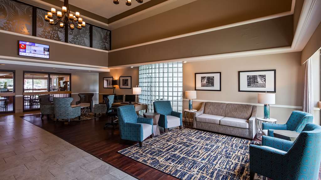 Best Western East Towne Suites - photo 10