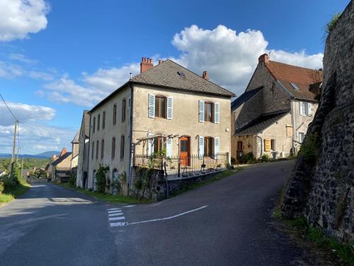 Fleurs Au Bourg - last minute hotel in Unknown City