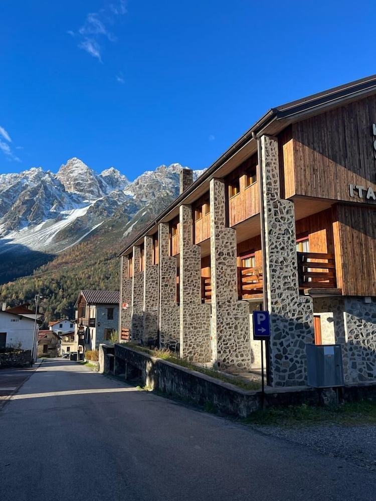 Hotel Italia — hotel in Forni Di Sopra