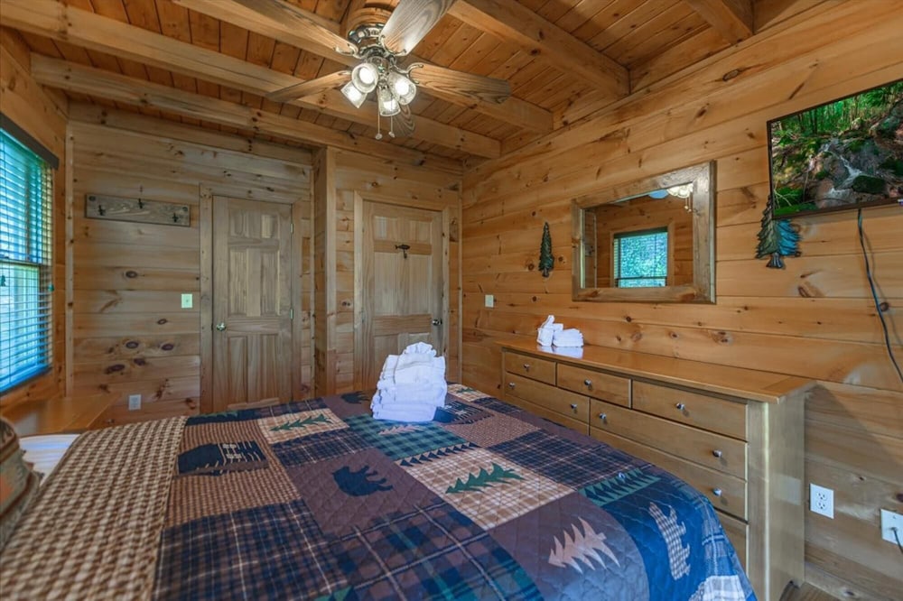 Riverside Retreat - photo 15