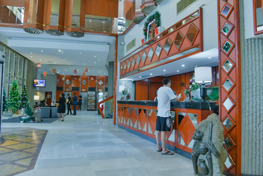 The Monomotapa Hotel — Harare — photo 3