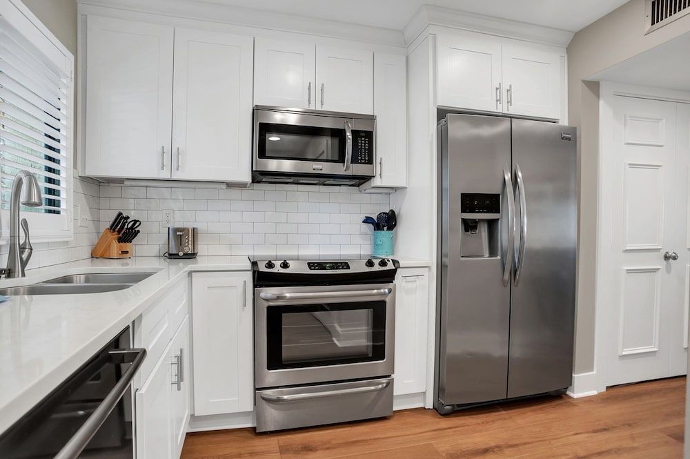 1017 Caravel Court at The Sea Pines Resort - photo 3
