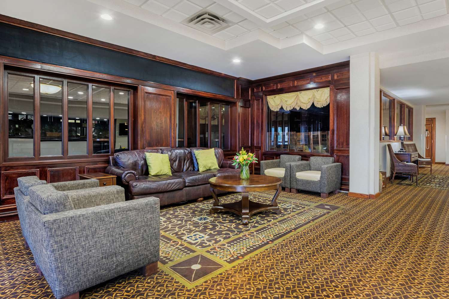 Clarion Hotel and Conference Center Harrisburg West - photo 8
