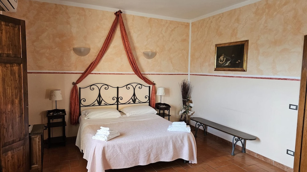 I Chiari — 4-Star Luxury Hotel in Montepulciano, Italy