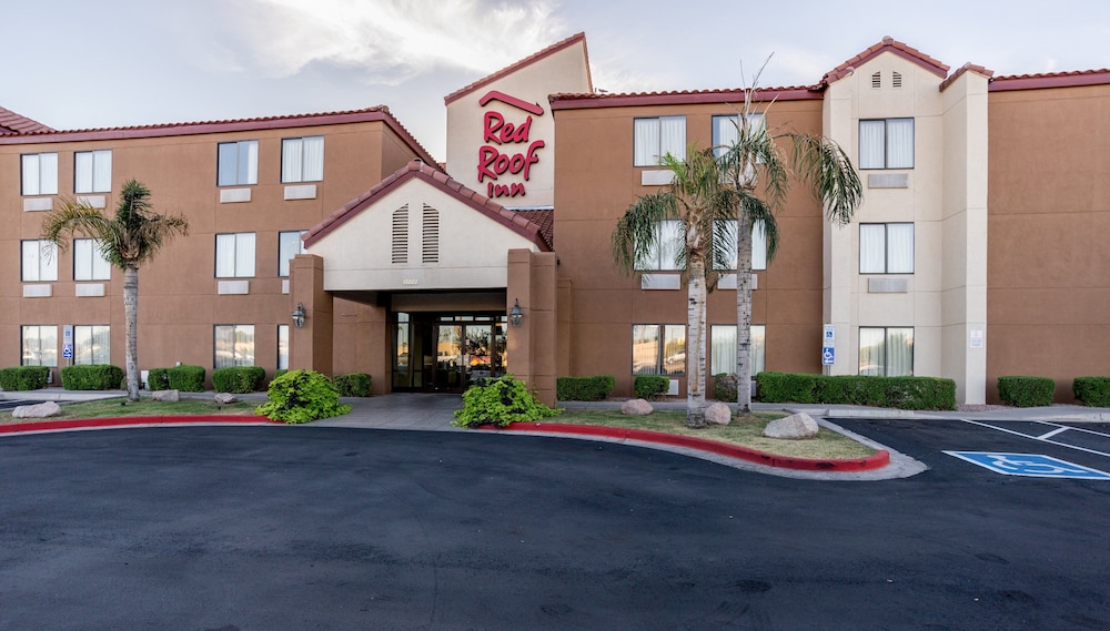 Red Roof Inn Phoenix North I 17 at Bell Rd - featured photo