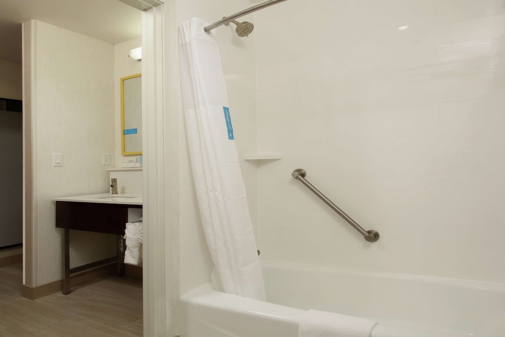 Hampton Inn Richland Tri Cities - photo 32