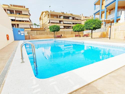 Global Properties Apartamento con piscina y terraza en Canet playa — 4-Star Luxury Hotel in Canet D'en Berenguer, Spain