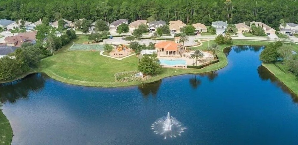 Exquisite Waterfront Retreat home — 4-Star Luxury Hotel in Saint Augustine, United States