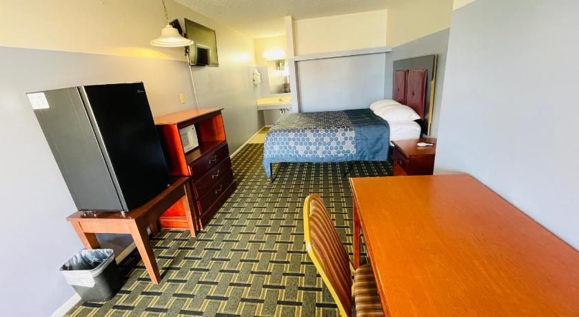 Americas Best Value Inn Jay - photo 14