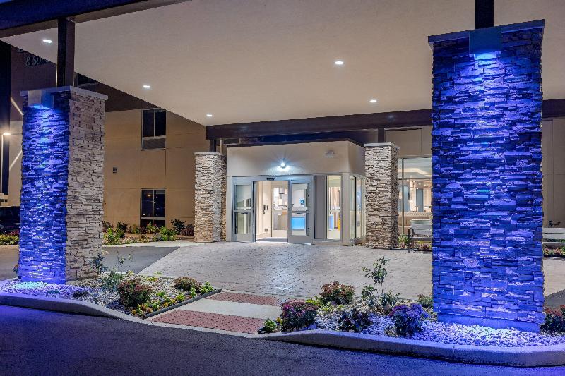 Holiday Inn Express & Suites Elkhart North by IHG - photo 3