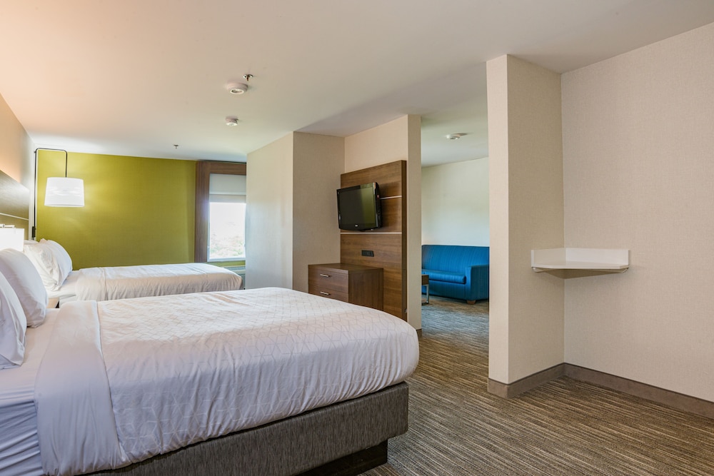 Holiday Inn Express Hotel & Suites Swansea by IHG - photo 5