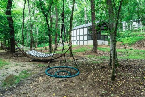 Tiny Home Cottage Near the Smokies #9 Frieda - photo 15