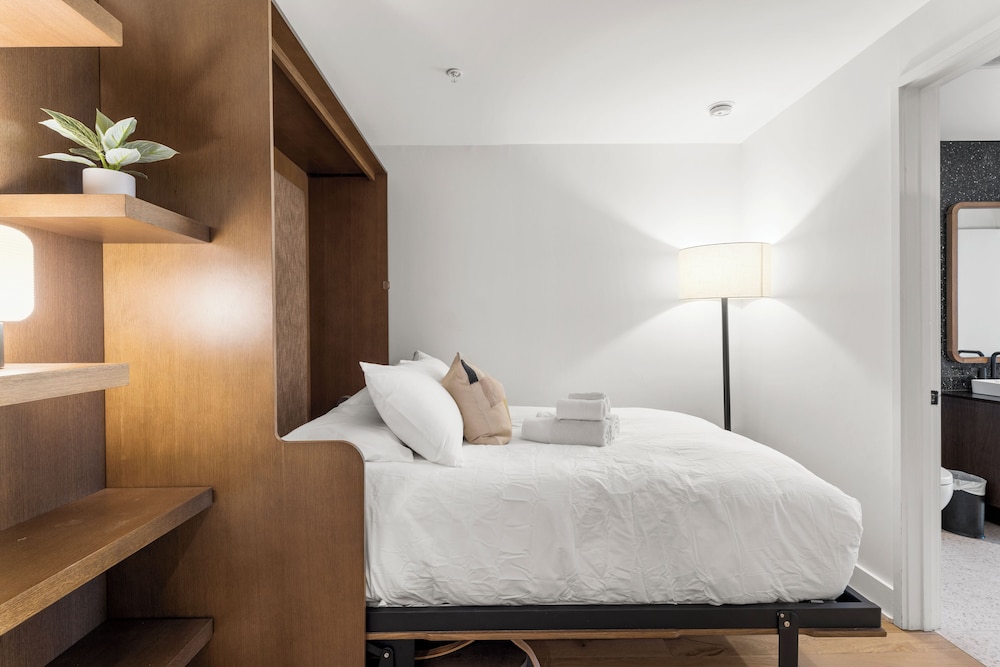 Austin Condo Hotel - photo 172