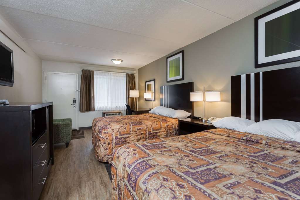 Days Inn by Wyndham Harrisburg North - photo 8