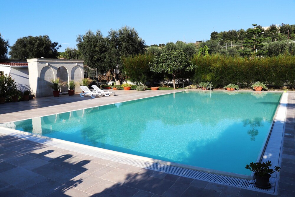 Borgo del Cavaliere Luxury Apartment — 4-Star Luxury Hotel in Grottaglie, Italy