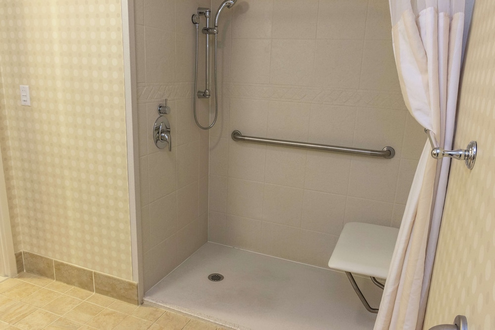 Hilton Garden Inn Bangor - photo 41