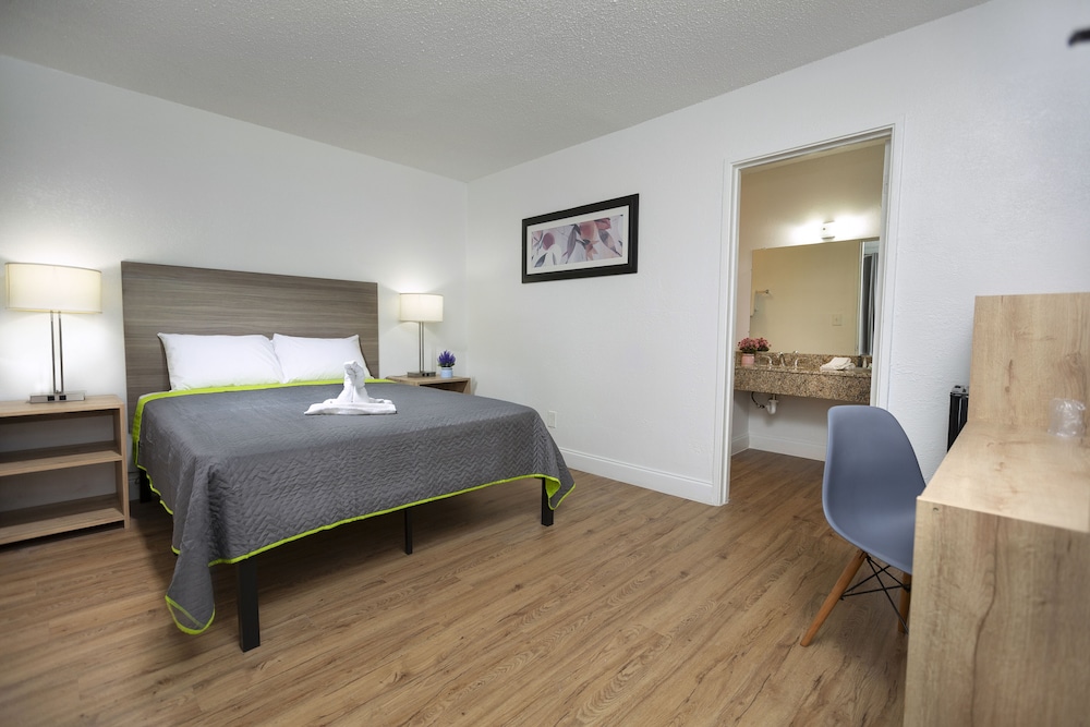 Weekly Inn - photo 8