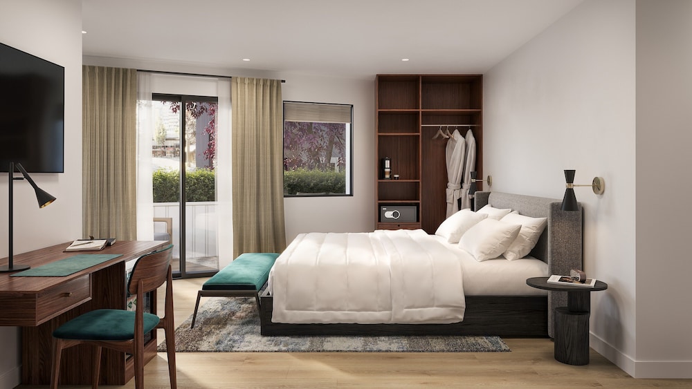 The Como Hotel in Vancouver, Canada